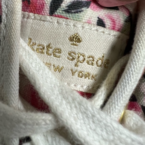 ❌SOLD❌ Kate Spade x Keds Floral Shoes - Picture 3 of 12